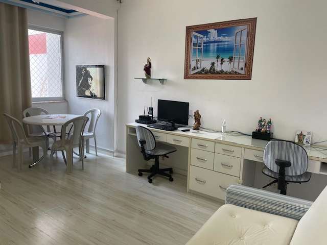 Apartamento PORTEIRA FECHADA no Canela com 4 quartos sendo 1 suíte, 261m² à venda por R$ 1.100.000,00