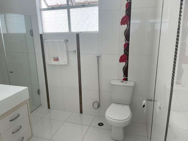 Apartamento PORTEIRA FECHADA no Canela com 4 quartos sendo 1 suíte, 261m² à venda por R$ 1.100.000,00