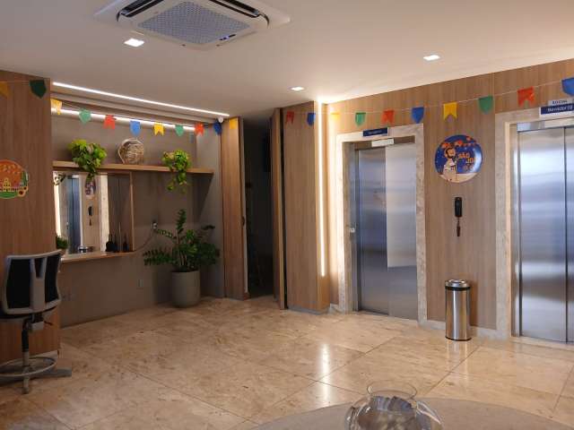 Apartamento na Barra com 1 suíte, 30m² à venda por R$ 580.000,00