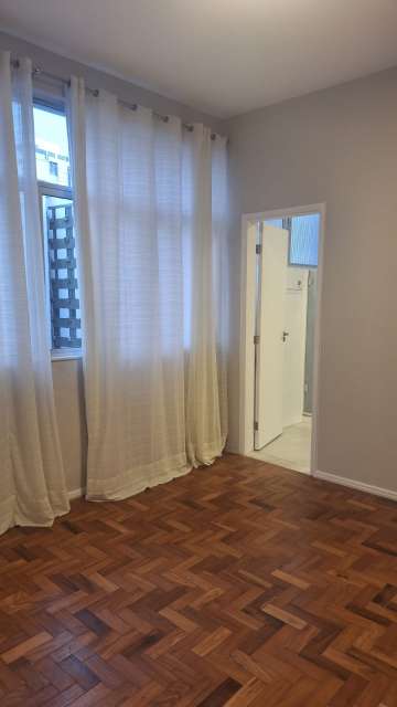 Apartamento com 3 quartos e 1 suíte, 124,00 m² para alugar por R$ 6.187,00, Vitória,- Salvador/BA 