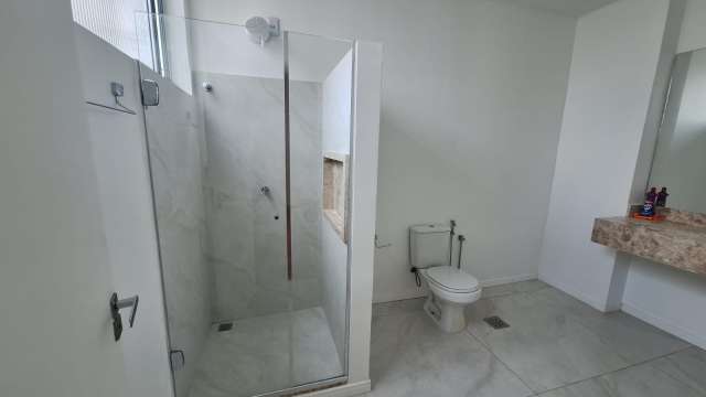 Apartamento com 3 quartos e 1 suíte, 124,00 m² para alugar por R$ 6.187,00, Vitória,- Salvador/BA 