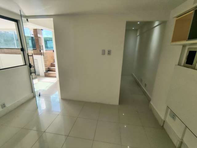 Cobertura no Rio Vermelho com 3 quartos sendo 2 suítes, 155m² à venda por R$ 920.000,00