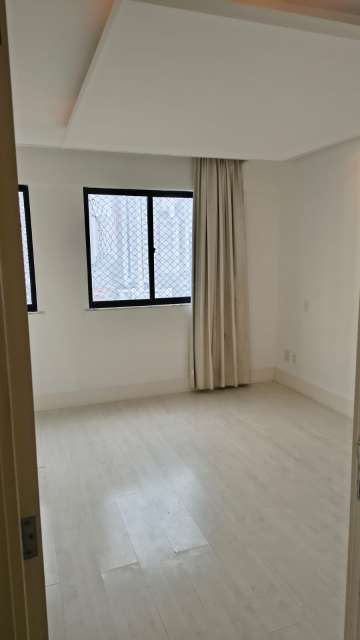 Cobertura no Rio Vermelho com 3 quartos sendo 2 suítes, 155m² à venda por R$ 920.000,00