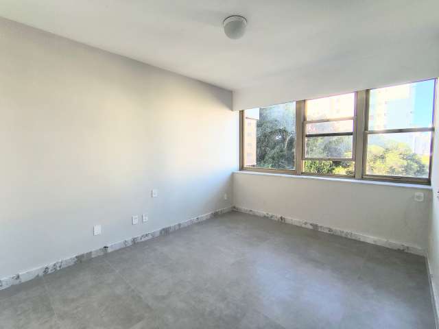 Apartamento na Graça com 4 quartos sendo 2 suítes, 342m² à venda por R$ 2.500.000,00