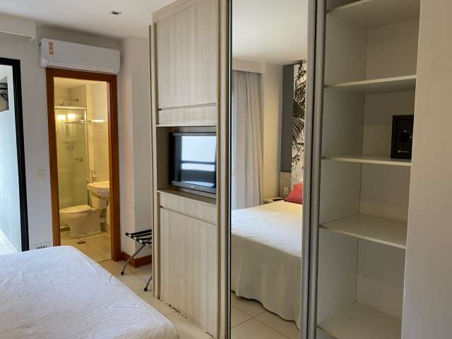 Quarto e sala no Caminho das Árvores com 1 suíte, 28m² à venda por R$ 332.500,00