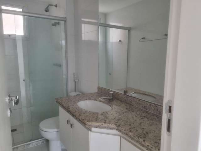 Apartamento no Alphaville 1, com 5 quartos sendo 2 suítes, 137m² à venda por R$ 1.420.000,00