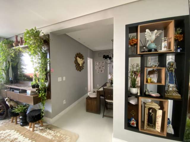 Apartamento na Barra com 3 quartos sendo 1 suíte, 124m² à venda por R$ 550.000,00
