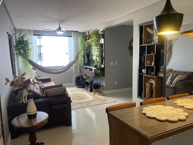 Apartamento na Barra com 3 quartos sendo 1 suíte, 124m² à venda por R$ 550.000,00