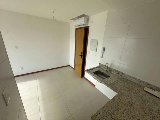 Studio no Caminho das Árvores, com 22,00 m² à venda por R$ 295.000,00