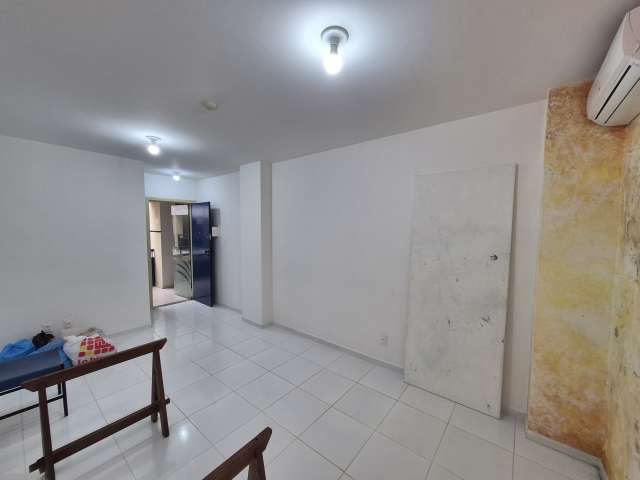Sala no Chame Chame, com 20m² à venda por R$ 110.000,00