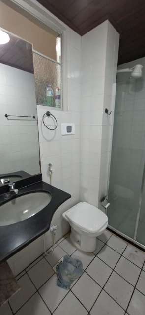 Apartamento com 1 quarto e 1 suíte, 55,00 m² para alugar por R$ 1.800,00