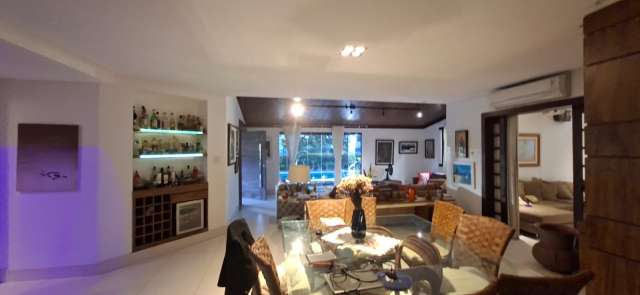 Casa com 5 quartos e 3 suítes, 1.000,00 m² à venda por R$ 3.800.000,00 - Piatã - Salvador/BA 