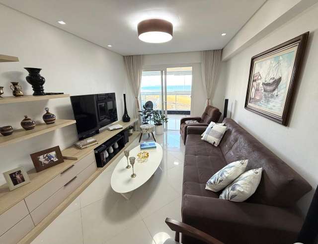 Apartamento em Armação com 2 quartos e 2 suítes, 93,00 m² à venda por R$ 890.000,00