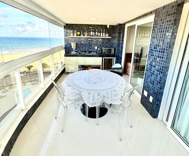 Apartamento em Armação com 2 quartos e 2 suítes, 93,00 m² à venda por R$ 890.000,00