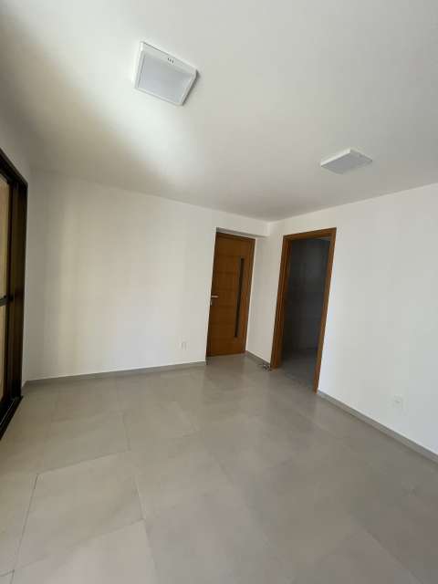 Apartamento com 3 quartos e 1 suíte, 106,00 m² para alugar por R$ 6.230,00 - Horto Florestal, Salvador/BA
