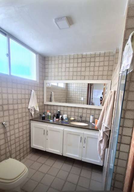 Apartamento na Barra  com 3 quartos sendo 1 suíte, 132,00 m² à venda por R$ 780.000,00 ou aluguel por R$ 6.000,00