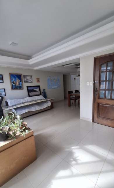 Apartamento na Barra  com 3 quartos sendo 1 suíte, 132,00 m² à venda por R$ 780.000,00 ou aluguel por R$ 6.000,00