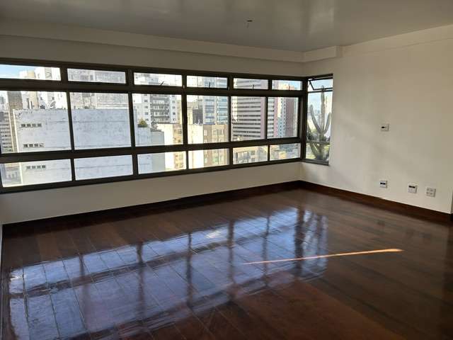 Apartamento na Graça com 4 quartos sendo 3 suítes, 228,00 m² à venda por R$ 1.600.000,00