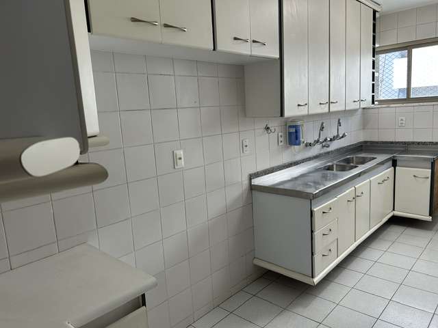 Apartamento na Graça com 4 quartos sendo 3 suítes, 228,00 m² à venda por R$ 1.600.000,00