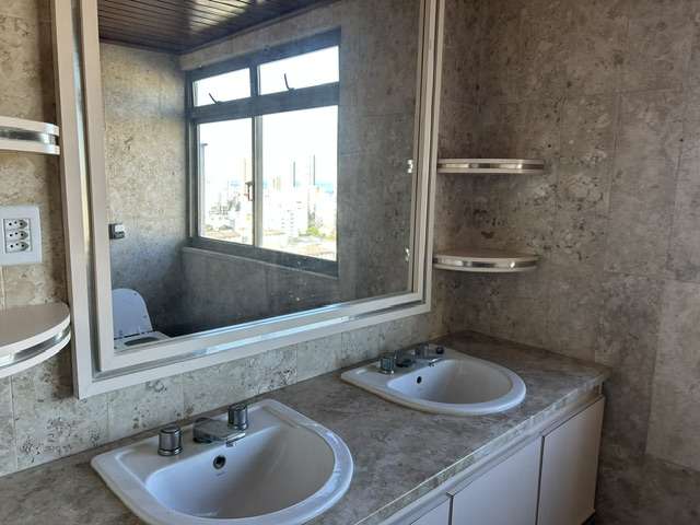 Apartamento na Graça com 4 quartos sendo 3 suítes, 228,00 m² à venda por R$ 1.600.000,00