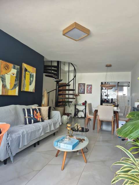 Cobertura no Jardim Apipema com 3 quartos sendo 2 suítes, 210,00 m² à venda por R$ 990.000,00