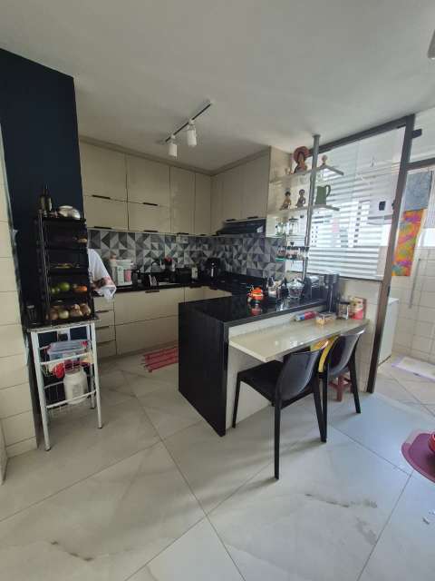 Cobertura no Jardim Apipema com 3 quartos sendo 2 suítes, 210,00 m² à venda por R$ 990.000,00