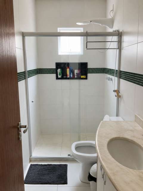 Casa em Ipitanga com 4 quartos sendo 1 suíte, 135,00 m² à venda por R$ 599.000,00