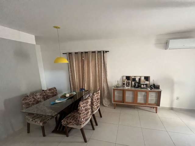 Casa em Ipitanga com 4 quartos sendo 1 suíte, 135,00 m² à venda por R$ 599.000,00