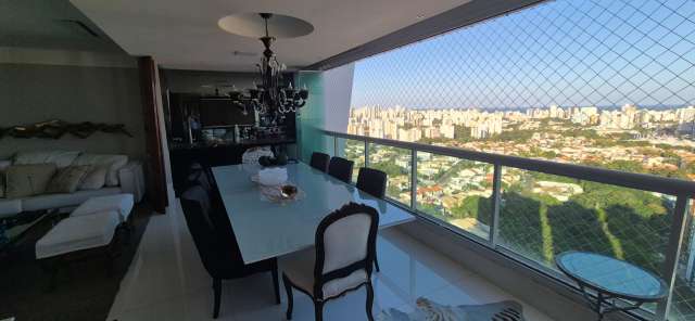 SOFISTICAÇÃO, TECNOLOGIA E UMA VISTA EXTRAORDINÁRIA 