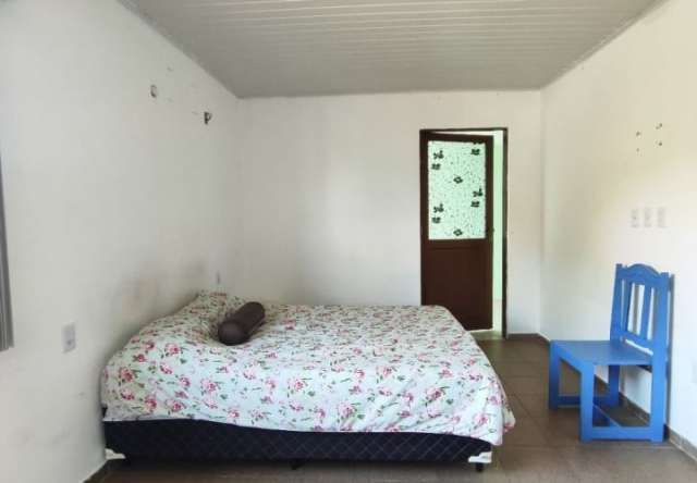 Casa em Abrantes com 5 quartos sendo 2 suítes, 200,00 m² à venda por R$ 690.000,00