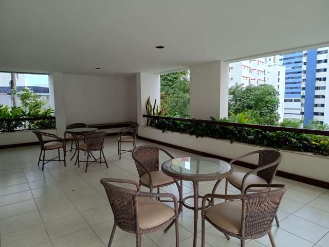 Apartamento com 3 quartos e 1 suíte, 116,00 m² para alugar por R$ 2.680,00- Candeal - Salvador/BA 
