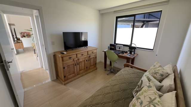 Casa no Alphaville com 4 suítes, 235,00 m² à venda por R$ 1.990.000,00