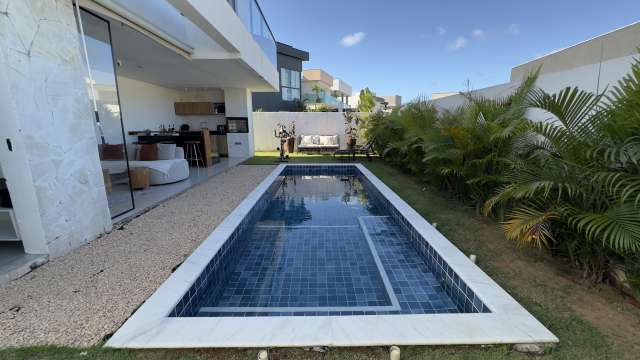 Casa no Alphaville com 4 suítes, 235,00 m² à venda por R$ 1.990.000,00