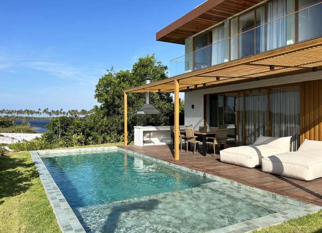 Casa em Costa do Sauípe  com 4 quartos sendo 3 suítes, 304,00 m² à venda por R$ 3.000.000,00