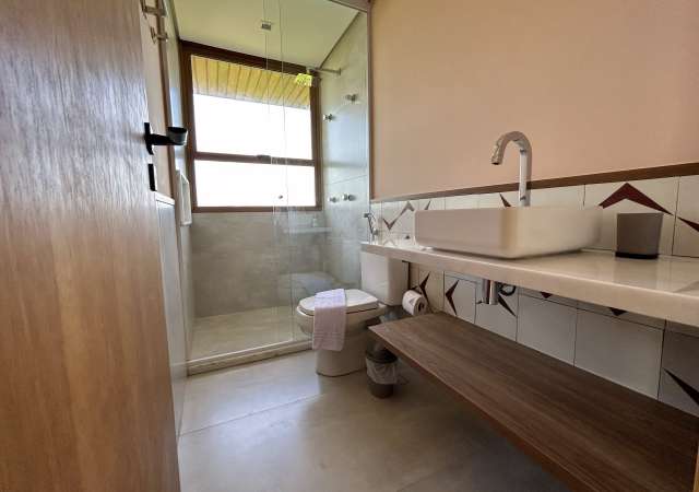 Casa em Costa do Sauípe  com 4 quartos sendo 3 suítes, 304,00 m² à venda por R$ 3.000.000,00