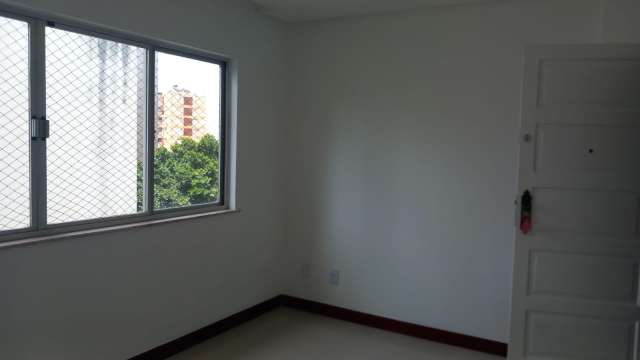 Apartamento com 2 quartos, 56,00 m² à venda por R$ 450.000,00 - Desocupado