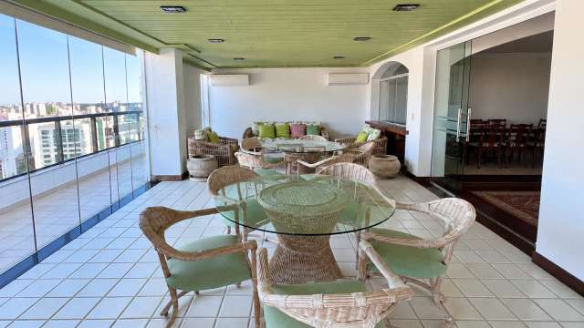 Apartamento na Graça com 4 quartos sendo 2 suítes, 516,00 m² à venda por R$ 4.500.000,00