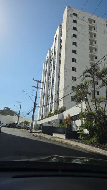 Apartamento com 1 quarto na Pituba, 42,25 m² à venda por R$ 390.000,00