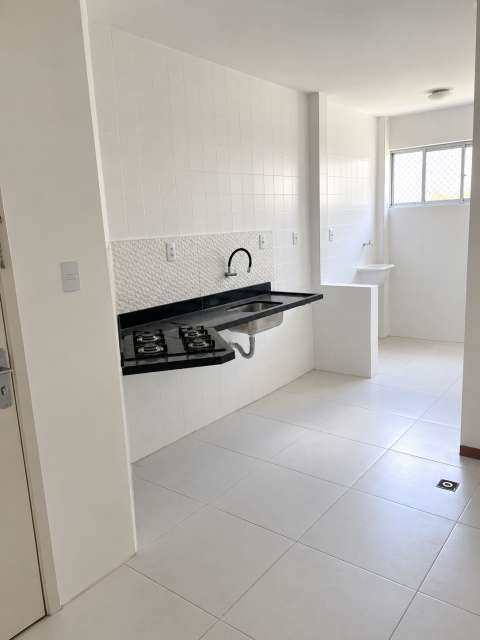 Apartamento no Rio Vermelho com 2 quartos sendo 1 suíte à venda por R$ 455.000,00