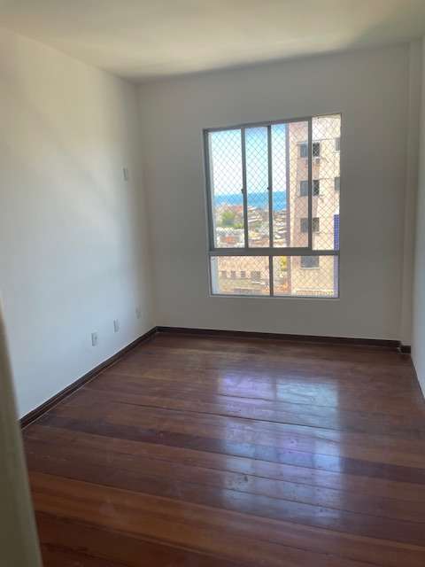 Apartamento no Rio Vermelho com 2 quartos sendo 1 suíte à venda por R$ 455.000,00