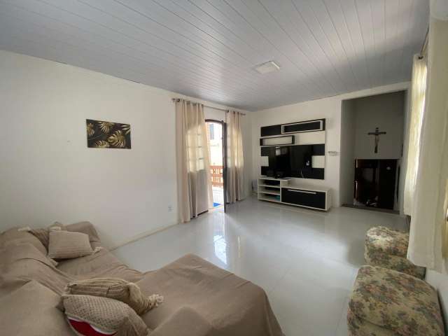 Casa com 3 quartos e 2 suítes, 400,00 m² para alugar por R$ 12.500,00 - Vilas do Atlântico, Salvador-BA