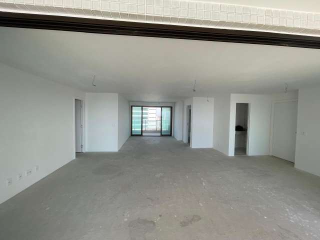 Apartamento no Caminho das Árvores com 4 suítes, 210,00 m² à venda por R$ 3.300.000,00