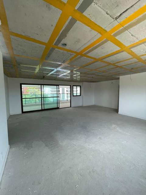 Apartamento no Caminho das Árvores com 4 suítes, 250,00 m² à venda por R$ 2.900.000,00